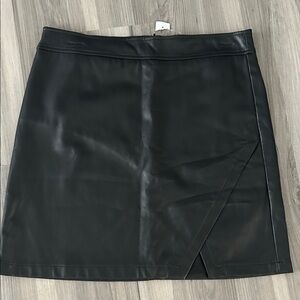 LOFT Black Mini Skirt